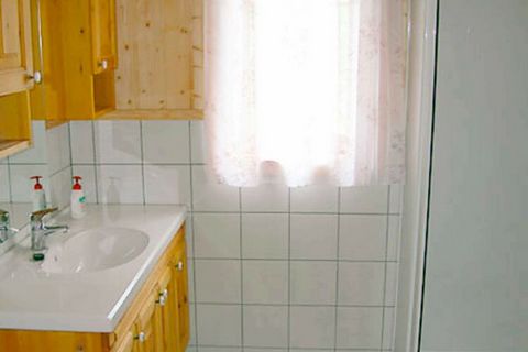 The holiday cottage is located in a pleasant birch forest, on a peaceful and sunny property with a view towards the small lake of Bøllen. There is a boat in 2 mountain lakes - 2,3 km from the cottage - at your disposal upon agreement with the owner. ...