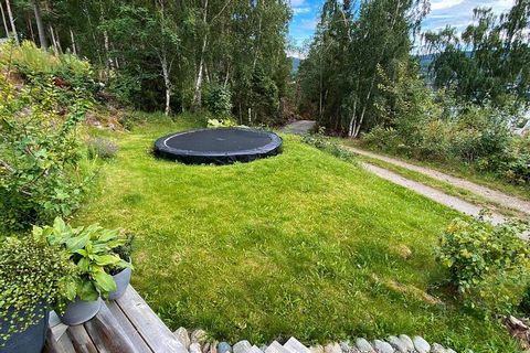 Comfortable cabin with in idyllic and quiet surroundings by the Åsenfjord, 50 km north of Trondheim. Sunny and child-friendly plot with a view of the fjord. Nice starting point for day trips by car. Fishing opportunities in the lake where a boat can ...