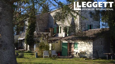 A26451DIV07 - Old Stone farmhouse with 2 independent gites and 1 independent Chambres d'hôtes. Possibility of operating as a restaurant and expanding seasonal rental. Information about risks to which this property is exposed is available on the Géori...
