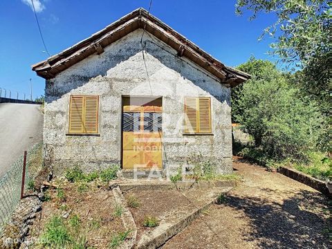 Housing in Ardegão Looking for a weekend retreat, a quiet place to live, or invest in rural tourism? Come and meet this stone villa for restoration, which has a habitable area of 40 m2 plus annexes. It has a land of 1,160 m2, which can serve as a fut...
