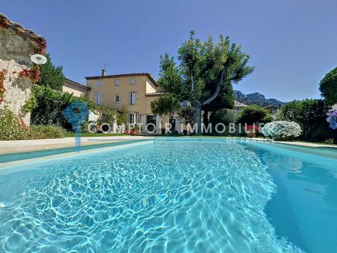 Dino Maurizi your real estate advisor Comptoir Immobilier de France offers: in the heart of the charming village of Robion, quiet, this superb house fully furnished and equipped with 185 m2 of living space on a plot of 552 m2 with swimming pool, pool...