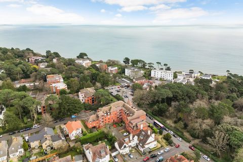 Charming three bedroom penthouse apartment approximately 500m walk from the beach at Canford Cliffs. The location here is just perfect with all the village amenities and a golden sandy beach all within easy reach. A lovely place for a main home or a ...