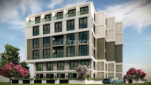 Appartements d'Investissement Dans un Immeuble à Distance de Marche de l'Université d'Izmir Les ... sont situés au nord de la ville, à Menemen. Avec ses prix abordables et ses nouveaux projets prestigieux, Menemen est le seul espace naturel où la vil...