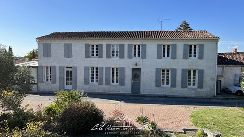 For sale in a cul-de-sac in the heart of Saint Georges des Coteaux, a beautiful Charentaise with beautiful features. This property has: - On the ground floor: Two entrances opening onto a dining room, a living room and a bedroom of 25 m2, a bathroom,...