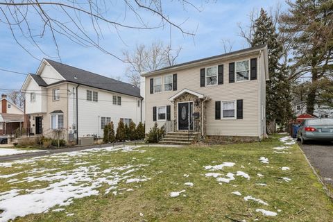 Nicely renovated Center Hall colonial on Englewood East Hill. The main floor features an inviting open space with a living room and dining room, creating an ideal setting for entertaining. The kitchen has been tastefully updated with stainless steel ...