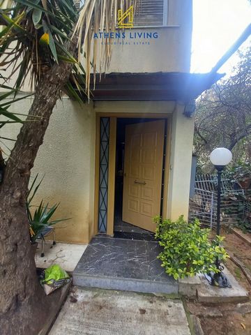 Discover an exceptional investment opportunity in Chalandri, on Kifisias Avenue (opposite Ygeia Hospital), with this detached house that can be converted into a commercial space or a health-related establishment. This multi-level property includes a ...
