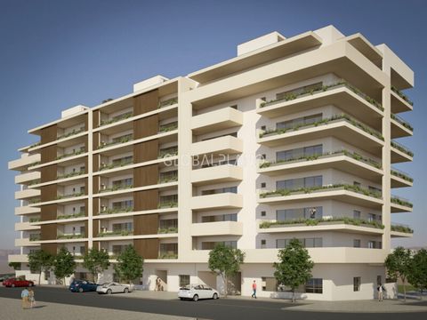 Don't miss this opportunity and come and see these apartments under construction in Cerca do Colégio in Portimão, with excellent finishes, 2 bedrooms, 2 bathrooms and garage. With prices starting from EUR262,500 For clarifications and more informatio...