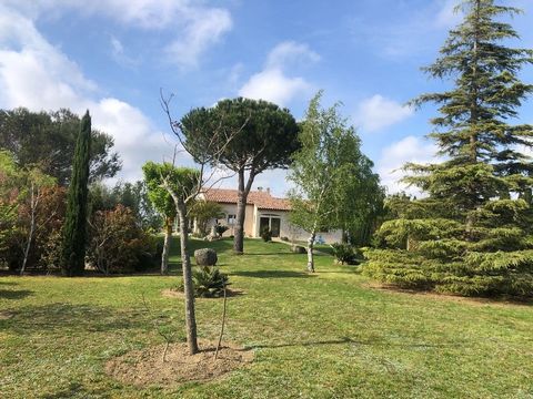 5 km from Castelnaudary, this villa is in perfect condition.  Built in 1997 with quality materials and meticulously maintained inside and out.  Comprising on the ground floor, entrance hall, opening onto a living room (living/dining room and open kit...