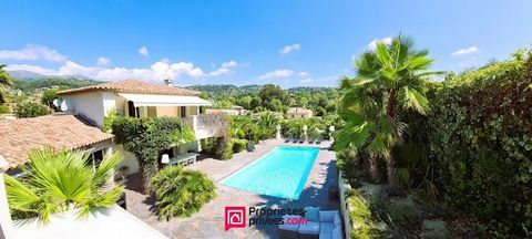 Ideally located between the sea and the mountains, close to the major cities of the Côte d'Azur and the international airport of Nice Côte d'Azur, La Colle-sur-Loup is an ideal destination offering a typical and pleasant setting. This superb house of...