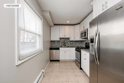 New to Market this 1 bedroom 1 bathroom Co-Op is ready for move-in! Enjoy this bright open space with a brand new kitchen and updated bathroom. This first-floor unit has tremendous proximity to the LIRR, and bus stop. Enjoy all of your favorite resta...