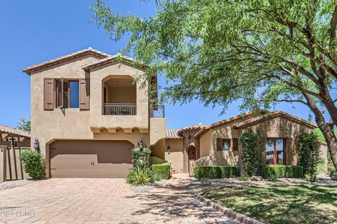 PRICE REDUCTION! Beautifully updated golf villa on one of the largest Club Village lots is move-in ready for you with plenty of room for company! SPACIOUS REMODELED BACKYARD, 4 BEDS/4 BATHS featuring a separate guest casita and a private guest carria...