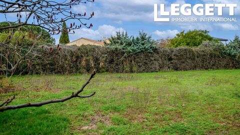 A25906AK31 - Looking for a building plot in a village with all amenities nearby? 7 km from the motorway and 28 km from the capitole Toulouse Looking for a building plot in a village with a crèche, nursery, primary and secondary school? BLAGNAC airpor...