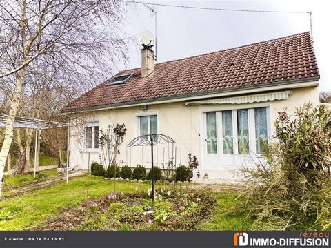 Mandate N°FRP148406 : House approximately 87 m2 including 5 room(s) - 3 bed-rooms - Site : 1060 m2. Built in 1978 - Equipement annex : double vitrage, - chauffage : bois - Class Energy E : 308 kWh.m2.year - More information is avaible upon request...