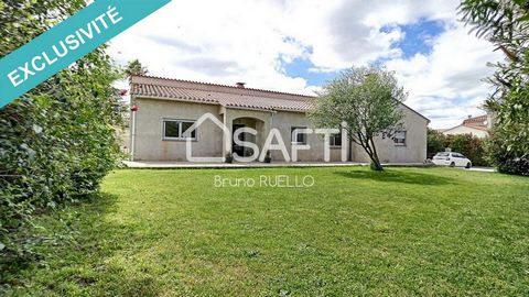 Rare in this sector in Argelès-sur-Mer (66700) ! Dreaming of a villa close to the sea and shops? A single-storey villa with an outbuilding for entertaining family and friends, or one that you can use to generate rental income? A 4-sided villa set in ...
