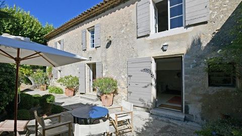 Located in the countryside on a hillside between the villages of Gordes and Murs, charming renovated 19th-century farmhouse with enclosed courtyard. At the end of a small dirt track lies this elegant, authentic farmhouse. The land to the rear provide...