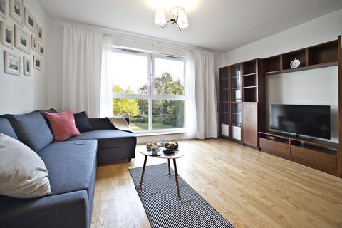 Two-room apartment of 52.5 m2, located on the 2nd floor. It is located in a very quiet and intimate guarded housing estate in Ochota district of Warsaw at 21. Bitwy Warszawskiej 1920 r. street. The apartment is fully furnished. The small room has a b...