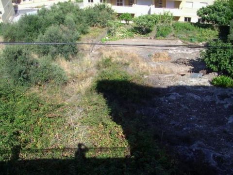 The land is located in the Urban Area of Torrox, 5 minutes from the Beach of Torrox Costa and the main shopping centers of the municipality, as well as various student centers. The land has a total area of 2439.08 square meters, and allows N3 type co...