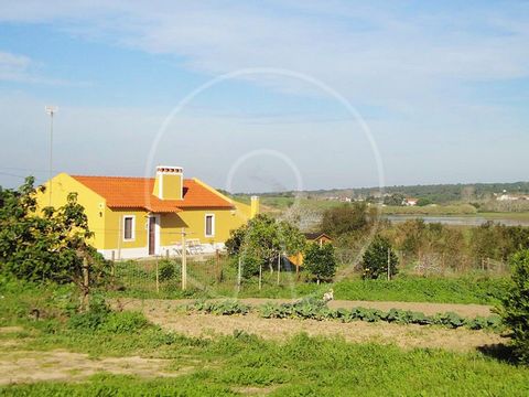 The property, with stunning views of the Santo André Lagoon, is located roughly halfway between the village of Brescos and the town of Vila Nova de Santo André, next to the largest beach in Europe and the 3rd largest in the world (with almost 60 km o...
