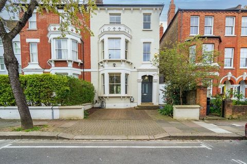 We are delighted to bring to the market a substantial elegant townhouse located in Wandsworth's prime enclave offering superb accommodation comprising 6 / 7 bedrooms with a truly spectacular master bedroom suite, nanny suite / teenager suite, ( 4 bat...