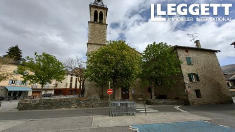 A27544MDP66 - House located in the center of the village of Osseja, in the heart of the natural region of Cerdagne, in a large altiplano-like valley. The village of Osséja is located at an altitude of 1200 meters, at the foot of the Puigmal massif, r...
