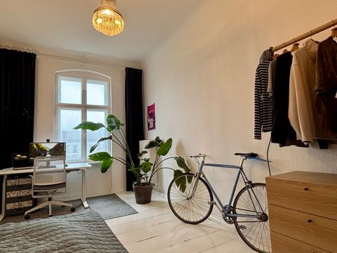 Apartment for Temporary Rent in Berlin: Bright 3-Room Apartment with Home Office and Adjustable Desk in Bergmannkiez, Kreuzberg We are renting out our apartment for February and March 2025. The apartment offers 67 sqm of living space, making it ideal...