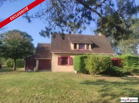 Located in Belhomert-Guéhouville (28240), this house benefits from a quiet, rural environment, ideal for nature lovers. Close to schools, colleges and shops, this location offers an appreciable quality of life. The southern exposure allows you to enj...