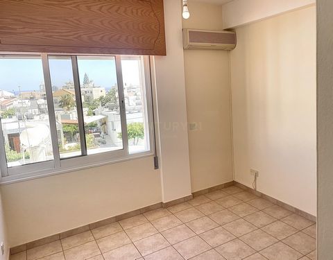 Apartment For rent, floor: 1st, in Mesa Geitonia. The Apartment is 175 sq.m.. It consists of: 3 bedrooms, 1 bathrooms, 1 wc, 1 kitchens, 1 living rooms and it also has 1 parkings (1 Closed). The property was built in 2000. Its heating is Central, Air...