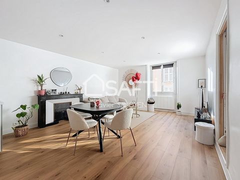 Découvrez ce bel appartement de 55m², idéalement situé à Voiron, à proximité immédiate de toutes les commodités. Dès l’entrée, vous serez séduit par un hall fonctionnel avec dressing, parfait pour un rangement optimisé. Ce bien dispose également d’un...