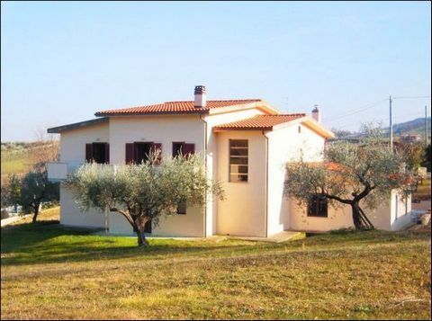 Superb 4 Bed Villa For Sale In Pescara Abruzzo Italy Esales Property ID: es5554061 Property Location 3, Contrada Casebruciate, Farindola, PE Abruzzo. Italy Pescara Abruzzo Italy Property Details Immerse Yourself in Italian Bliss: Own Your Dream Villa...