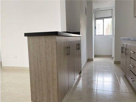 Cod. 8232777 AB. Tenemos el inmueble perfecto para ti. Situado en una zona residencial de alto valor, este apartamento cuenta con todo lo que necesitas para vivir con comodidad y estilo. Con una amplia área construida y privada de 68 M2, este apartam...