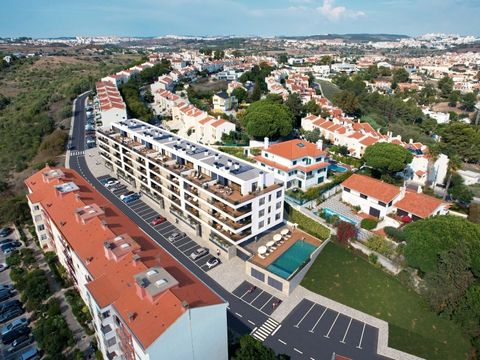 This 3-bedroom apartment is part of the new Caxias Heights development. It is very bright, with large areas and an excellent location between Lisbon and Cascais. Set in a modern-style building, the apartment comprises a large entrance hall which give...