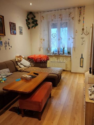 Location: Primorsko-goranska županija, Rijeka, Pećine. ID CODE: 2040 Zoran Marković Suradnik u procesu obuke Mob: +385 (0) 91 466 5664 Tel: +385 (0) 51 498 068 E-mail: zoran@exclusive-nekretnine.hr www.exclusive-nekretnine.hr