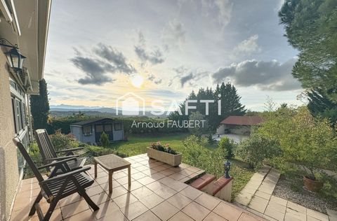 Villa T6 avec pool house face aux Pyrénées