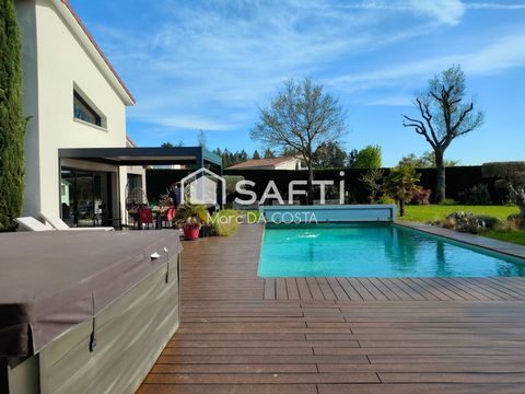 Maison d'exception de 240 m², 6 chambres, piscine
