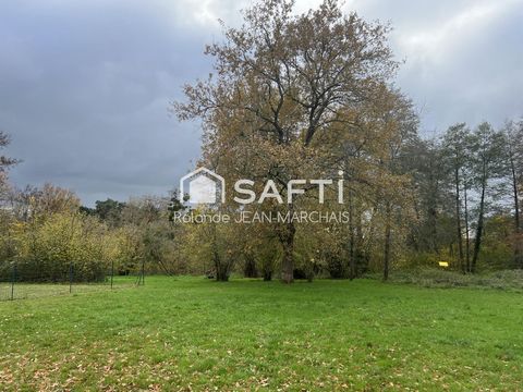Terrain constructible 1600 m2, Les Bordes (45460)