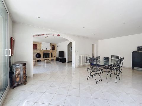 Maison de ville de 188m2 avec jardin et piscine