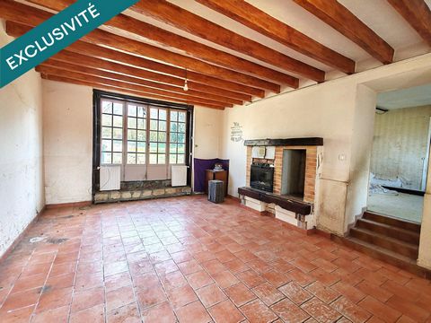 Au coeur d'un petit hameau, maison de campagne, ses dépendances et son terrain.