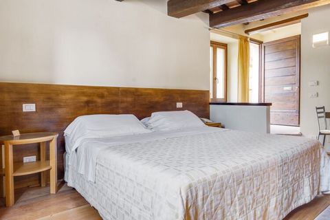 Resort-like atmosphere and a perfect mix of countryside sprinkled with best of amenities can be found here. Located in Folgino, Italy with a communal indoor and outdoor pool. Ideal for a group or family of 3, comfort is guaranteed here. Located in a ...