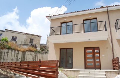 Three Bedroom Semi-Detached Villa For Sale in Kathikas, Paphos with Title Deeds This semi detached villa is located in a cul de sac in a quiet residential area in Kathikas with mountain views. Close to local amenities, bar and restaurants. This prope...