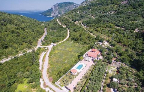 Welcome to Klek, a small place just underneath Makarska riviera across Mljet, Hvar, and Brač islands. If you are dreaming of a small, charming place where nature is untouched and the water is magical, you are at the right place! This stunning villa w...