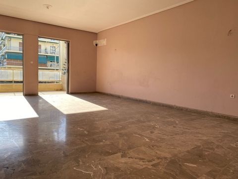 FOR SALE excellent layout, very bright, airy 1st floor apartment with a total area of 128 sq.m. in Kallithea on Thiseos Street in a very easy access area. It consists of 2 bedrooms, entrance living room, living room, kitchen, 1 bathroom and 1 WC. It ...
