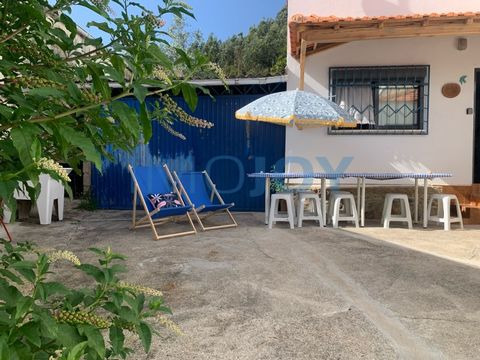 Charming villa in Oliveira de Frades, perfect to be your second home or holiday getaway! This two-story home offers the comfort and tranquillity you deserve, plus it comes fully furnished for your convenience. With a charming and functional architect...
