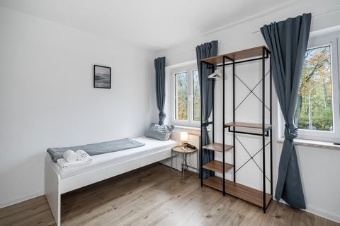Lovely, cosy 2 room apartment close to Bayreuth. The apartment consists of 1 bedroom and 1 living room, a separate kitchen and large bathroom. It is fully furnitured and equipped with bed linen, towels. 2 TVs with Netflix access and WiFi connection a...