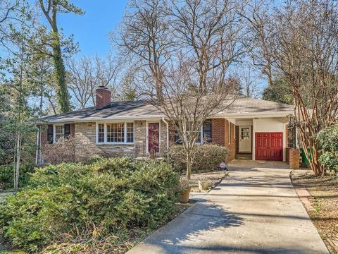 Popular Fama Drive! Wonderful location on dead end street in Sagamore Hills Elementary. Come view this brick and stone mid-century cottage with newly refinished hardwoods throughout main level. Home offers a light filled family room with built in TV ...