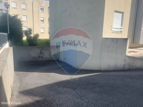 Garage for sale at 10 000 € This garage has the following characteristics: Automatic gate; Direct entrance with easy access; It is located at the bottom of the building; Near the City Come and see!   ********   WHY choose RE/MAX to help you buy your ...