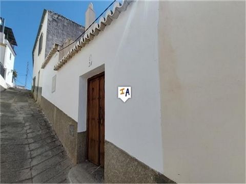 Deze gerenoveerde woning in chaletstijl met 2 slaapkamers is gelegen in het prachtige stadje Tozar, vlakbij de beroemde en historische steden Alcala La Real en Granada in Andalusië, Spanje. In Tozar kun je genieten van de rust en de kwaliteit van lev...