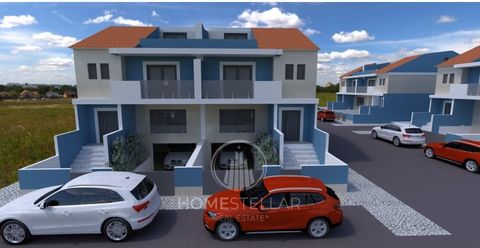 3+1 bedroom villa in Atalaia with functional basement (garage and laundry), attic with terrace and patio. It could be a common house, but no! It excels in the high standard of quality and design, so that it can be your dream home. Consisting of 2 flo...