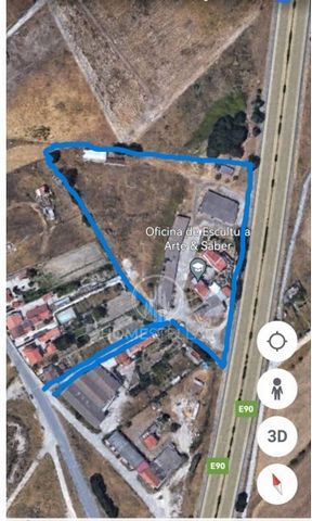 Mixed land with countless possibilities, and can even combine housing with business/services Very well located in Sarilhos Grandes- Montijo, with the privilege of wide visibility via the IC33, which significantly enhances any business or services. It...