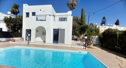 Located in Paphos. This beautiful three-bedroom villa is situated in the serene area of Chloraka, just a stone's throw away from the sparkling sea. The property boasts a spacious layout with one bedroom located on the ground floor and two bedrooms on...