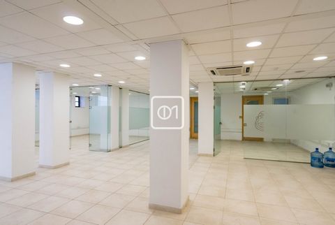 Ground floor office for rent in Sliema located on the ground floor corner away from Tower Road. This spacious office features Reception area Open space Two closed offices Two WC facilities shower Kitchenette Storage server room Large glass windows ov...